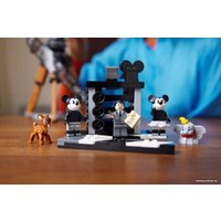 Конструктор LEGO Disney 43230 Камера памяти Уолта Диснея