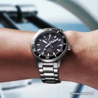 Наручные часы Orient RE-AU0301B