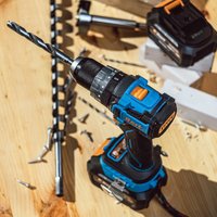 Ударная дрель-шуруповерт Bort BAB-21U 93414837 (с 2-мя АКБ, кейс)