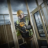 Гвоздезабиватель DeWalt DCN692P2-QW