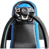 Каталка Chi Lok Bo Mercedes AMG с ручкой (синий)