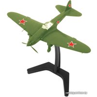 Сборная модель Звезда Советский штурмовик "Ил-2"