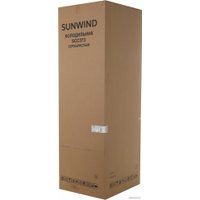 Холодильник SunWind SCC373 (серебристый)