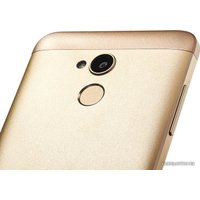 Телефон ZTE Blade V7 Lite Gold