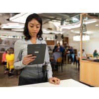 Портативная радиостанция Motorola CLP446e