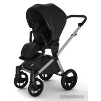 Универсальная коляска Invictus V-Pram (3 в 1, черный/золотистый, серебристая рама)