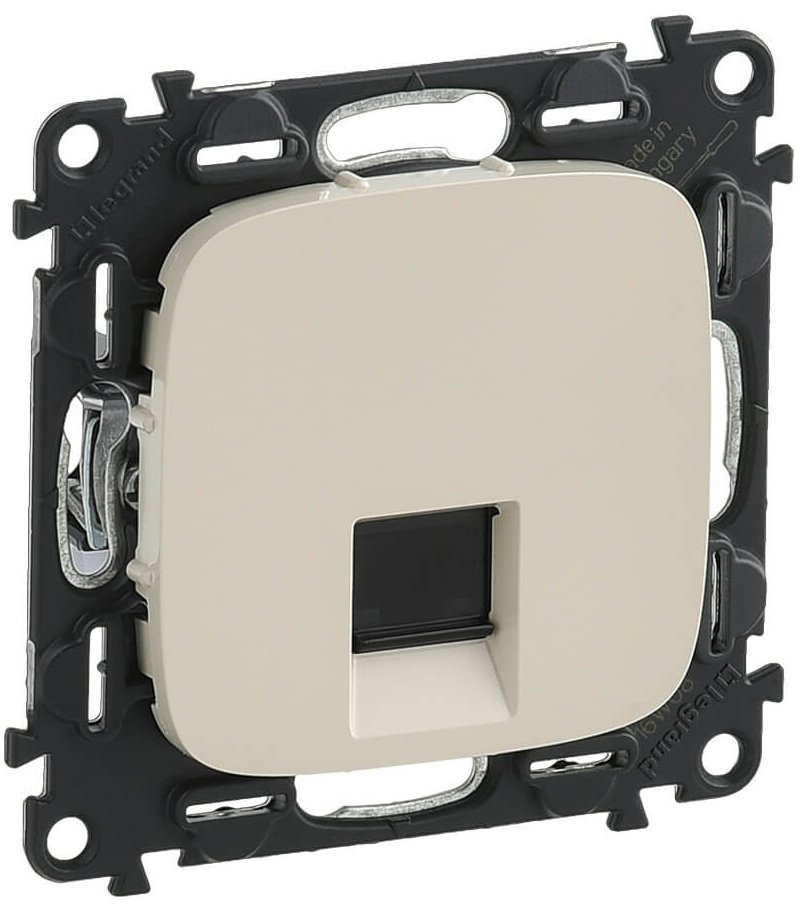 

Розетка компьютерная Legrand Valena Allure 753840 (слоновая кость)
