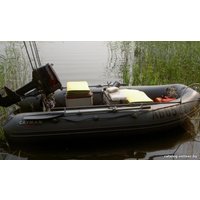 Моторно-гребная лодка Мнев и Ко Кайман N-300