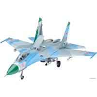 Сборная модель Revell 63948 Подарочный набор Советский истребитель Su-27 Flanker