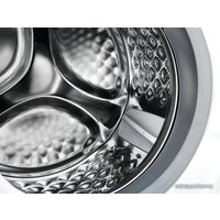 Стиральная машина Electrolux SteamCare 700 EW7F348AW