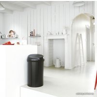 Мусорное ведро Brabantia Touch Bin 60 л (минерально-черный)