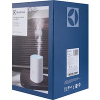 Увлажнитель воздуха Electrolux EHU-5040D