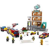 Конструктор LEGO City 60321 Пожарная команда