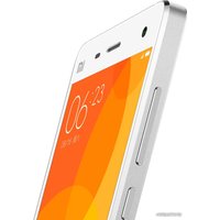 Смартфон Xiaomi Mi 4 3GB/16GB White