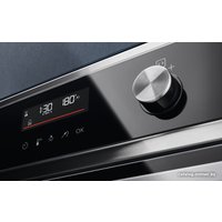 Электрический духовой шкаф Electrolux SteamBake 600 EOD6P77WX