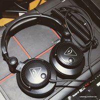 Наушники Behringer HC 200