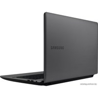 Ноутбук Samsung ATIV Book 2 (NP270E5E-X02RU)