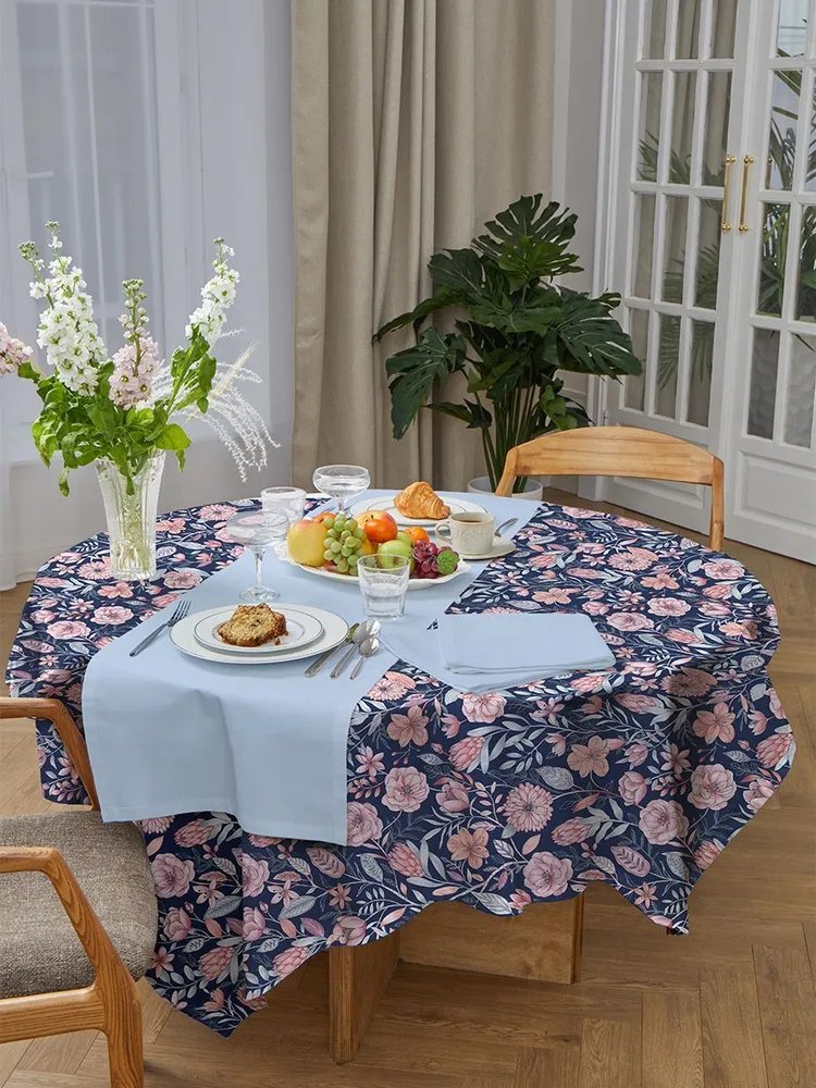 

Скатерть Verossa 144x144 790305 (моэна)