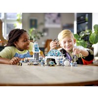 Конструктор LEGO City 60350 Лунная научная база