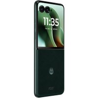 Телефон Motorola Razr 60 Ultra 16GB/512GB (зеленый скарабей)