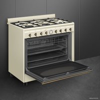 Кухонная плита Smeg CO96GMP9