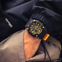 Наручные часы Casio G-Shock GA-900A-1A9