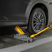 Подкатной домкрат Denzel 51233 2.5т (кейс)