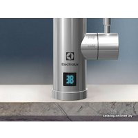 Проточный электрический водонагреватель-кран Electrolux Taptronic S