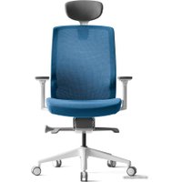 Офисное кресло Bestuhl J1 White Pl с подголовником (голубой)