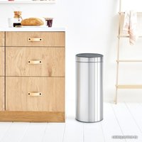 Мусорное ведро Brabantia Touch Bin New 30 л (стальной матовый)