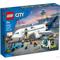 Конструктор LEGO City 60367 Пассажирский самолет