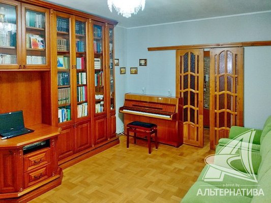 4-комн. квартира, 79 м², Брест ул. Суворова