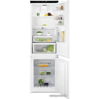 Холодильник Electrolux LNT8TE18S3