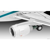 Сборная модель Revell 04884 Пассажирский самолет Embraer 195 AIR DOLOMITI