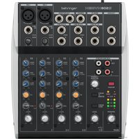 Микшерный пульт Behringer Xenyx 802S