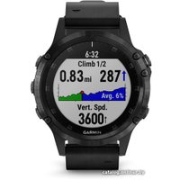 Умные часы Garmin Fenix 5 Plus Sapphire (черный/черный кожаный)