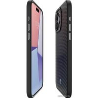 Чехол для телефона Spigen Enzo Aramid для iPhone 15 Pro ACS07045 (черный)