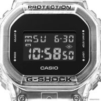 Наручные часы Casio G-Shock DW-5600SKE-7