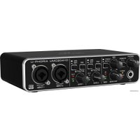 Аудиоинтерфейс Behringer U-Phoria UMC204HD