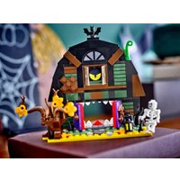 Конструктор LEGO Creator Хеллоуинский амбар 40721