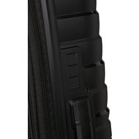 Чемодан American Tourister Flytwist Black 67 см