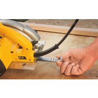 Дисковая (циркулярная) пила DeWalt DWE575