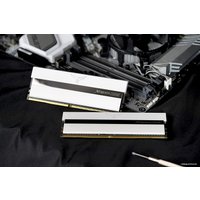 Оперативная память Team T-Force Xtreem ARGB 2x16ГБ DDR4 3600 МГц TF13D432G3600HC18JDC01