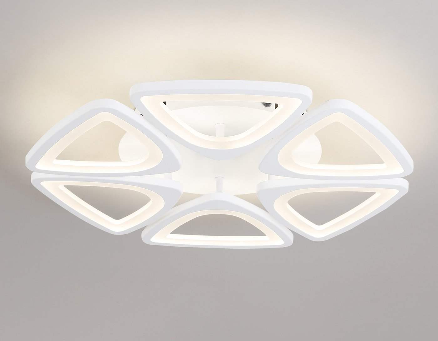 

Припотолочная люстра Ambrella light Acrylica FA4494