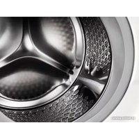 Стиральная машина Electrolux PerfectCare 900 EW9F161BP
