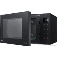 Микроволновая печь LG MB63R35GIB
