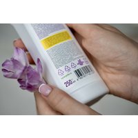 Пятновыводитель Synergetic со щеткой 250мл