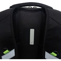 Школьный рюкзак Grizzly RB-450-3f (черный/салатовый)