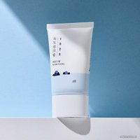 Крем солнцезащитный Round Lab 1025 Dokdo Sunscreen SPF50+ PA++++ с морской водой (50 мл)