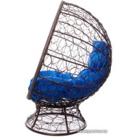 Кресло M-Group Кокос на подставке 11590210 (коричневый ротанг/синяя подушка)